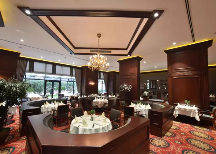 هتل گرند جواهر و کانونشن سنتر استانبول